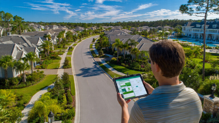Read more about the article What Is a Florida HOA Compliance Platform?